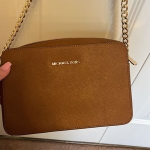 Michael Kors tan crossbody